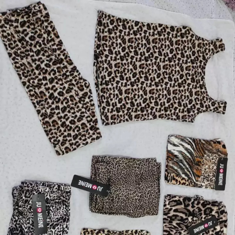 قسمت توضیحات مشتری بگید کدوم مدل میخایید